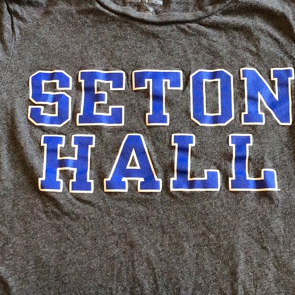 Champion Seton Hall T-Shirt Size Small in GUC - Picture 2 of 4